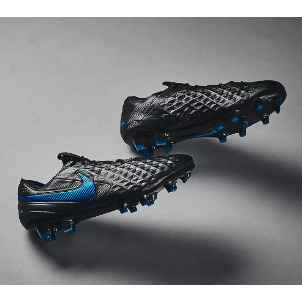 Бутсы профессиональные Nike Tiempo Legend 8 Elite FG